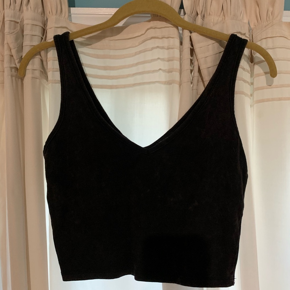 Black crop top